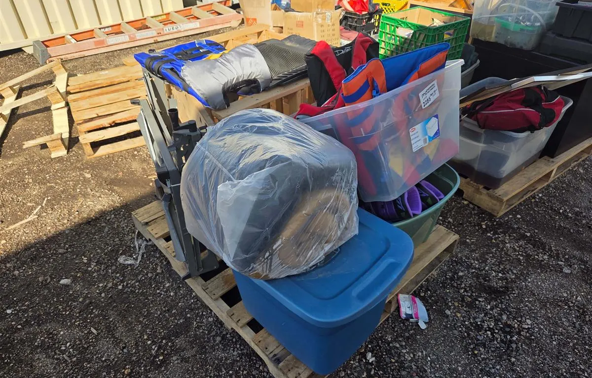 Wine Rack, Life Jackets, Plastic totes, & More
UNRESERVED