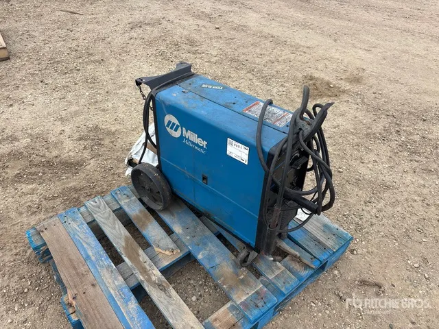 Miller MIG 150 A MIG Electric Welder