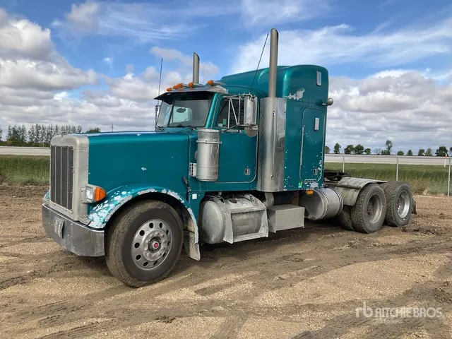 2002 Peterbilt 378 6x4 T/A Sleeper Truck Tractor