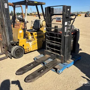 BT SPE160L Electric Stacker
