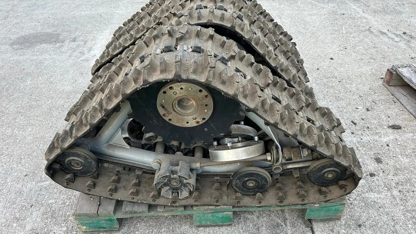 OFFSITE - Kimpex quad tracks with special heavy duty machined adapters