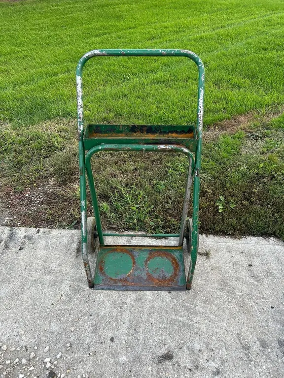 OFFSITE - Oxy/Acetylene cart. Good wheels just needs paint