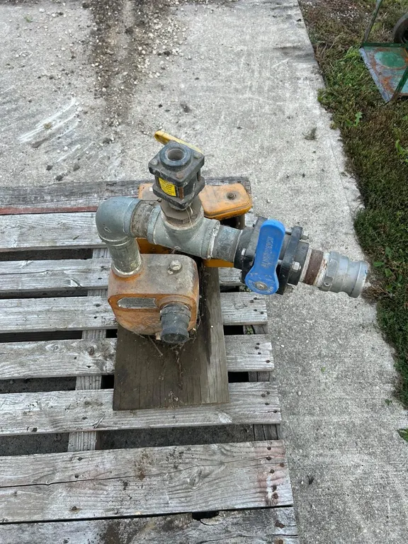 OFFSITE - 2” water pump, hasn’t run for quite a few years
