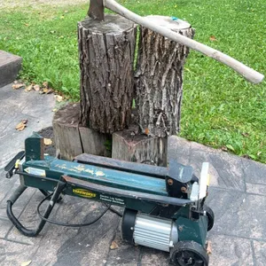 Yardworks Electric Log Splitter and Axe with Cutting Blocks
