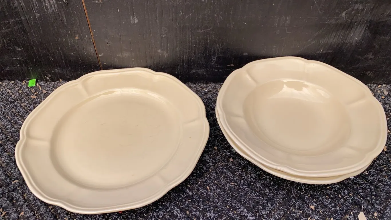 3 Ivory Glazed Ceramic Plates and 2 Bowls