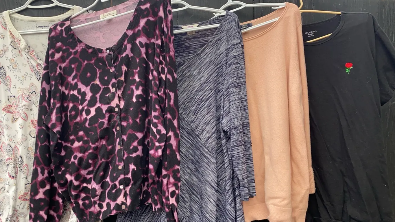 10 Women's Tops and Sweaters, Assorted Brands, XL to XXL
