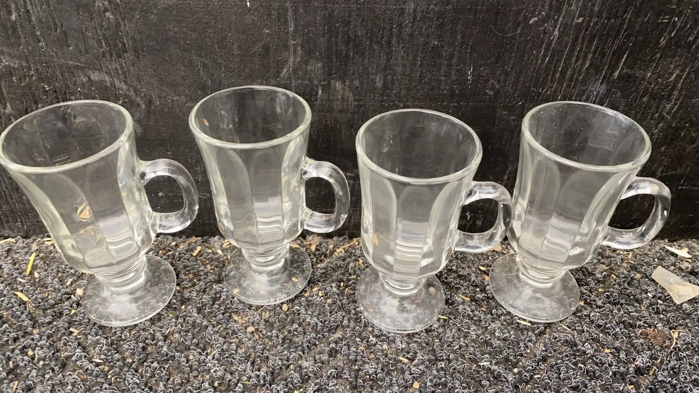 4 Clear Glass Irish Coffee Mugs with Handles