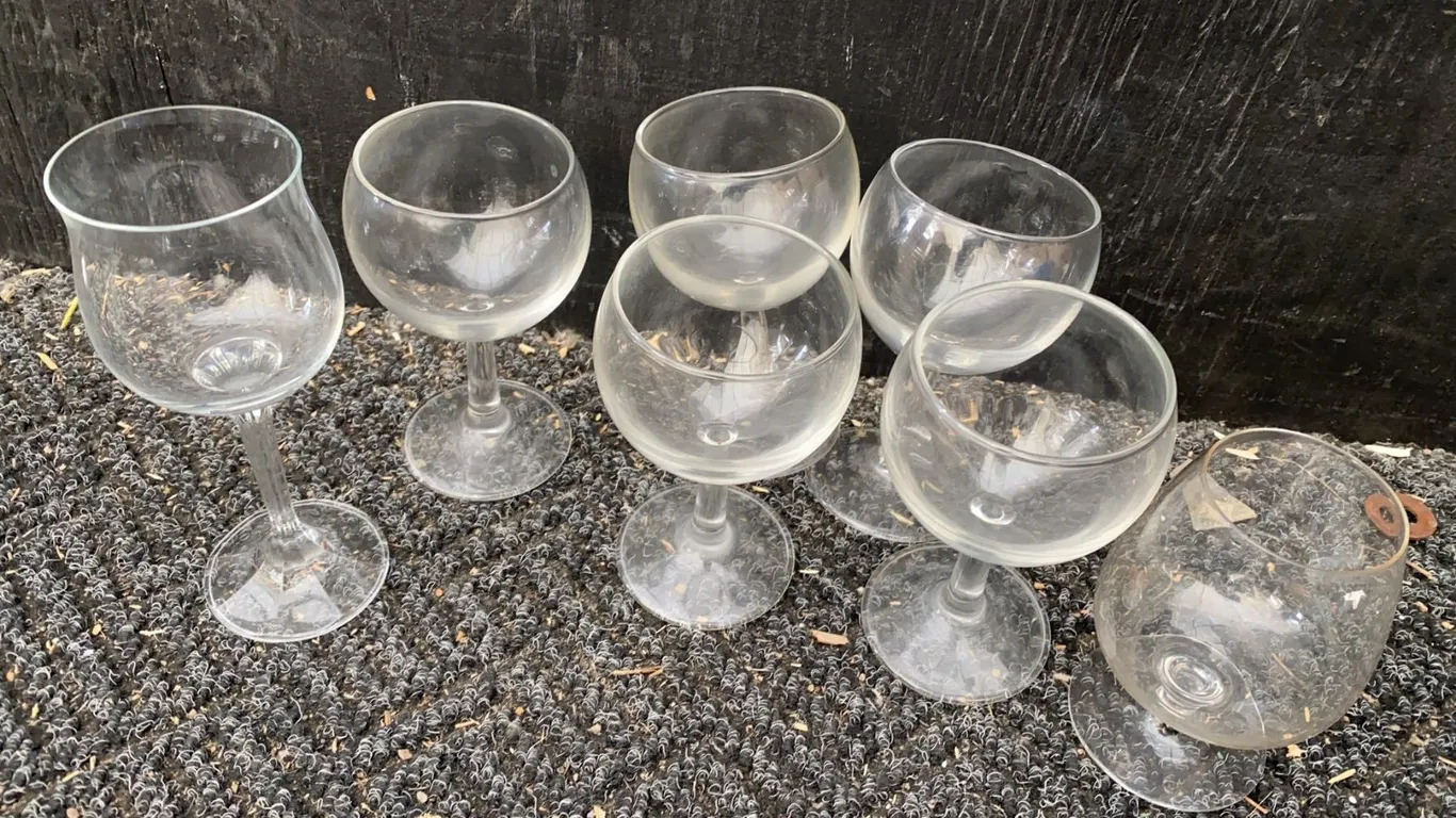 7 Clear Glass Stemmed Wine Glasses