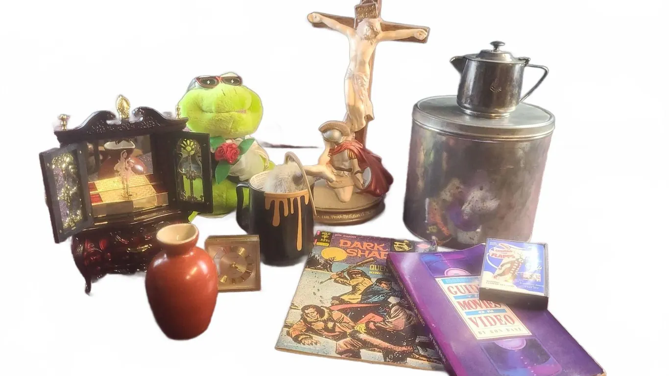 Dark Shadows Comic, EPNS Creamer, Clock, and Collectibles