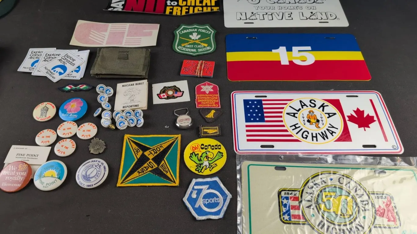 Vintage Canadian License Plates, Badges, Buttons, Patches, Stickers