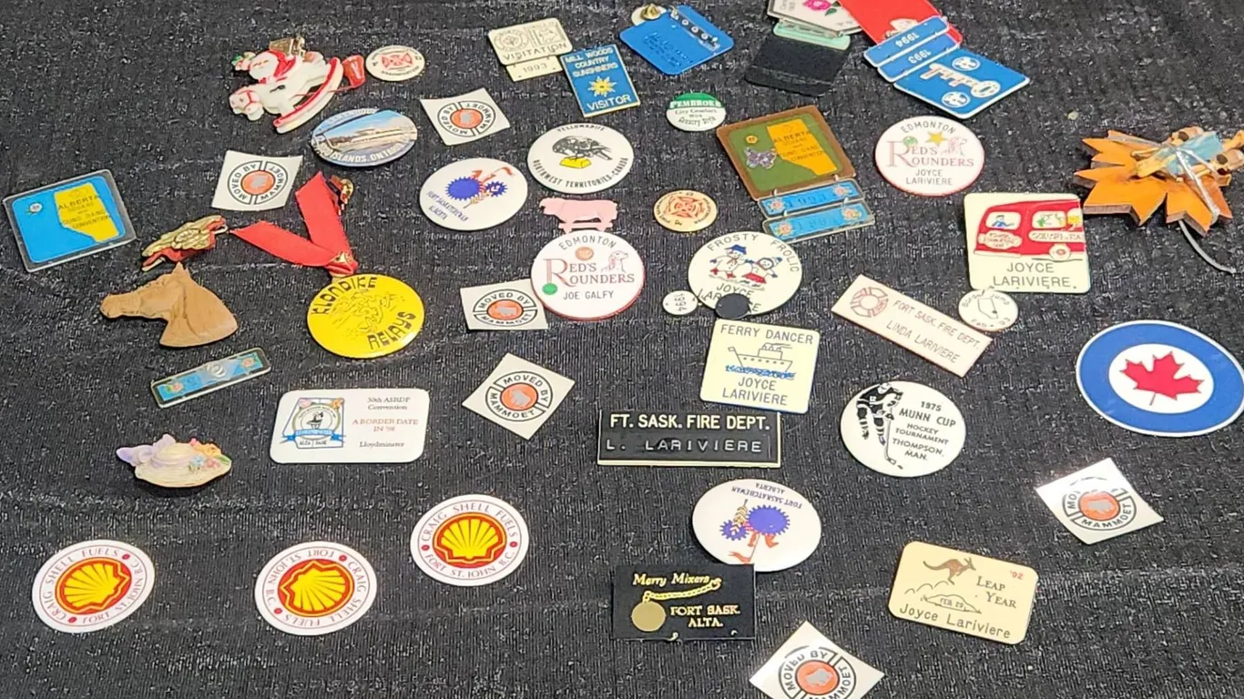 Canadian Badges, Pins, Tags and Ephemera
