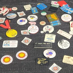 Canadian Badges, Pins, Tags and Ephemera