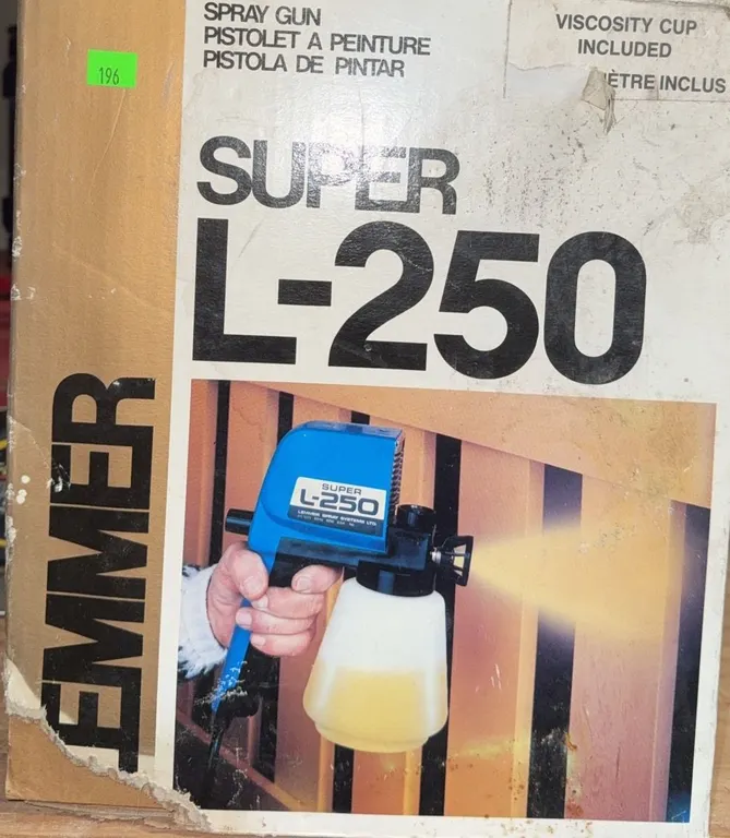 LEMMER Super L-250 Spray Gun with Viscosity Cup