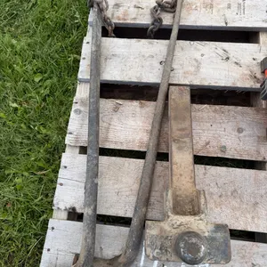 ball hitch with sway bars  (GST 5 % charged)