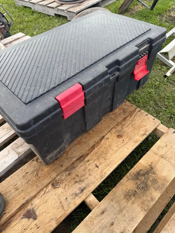 poly tool box (GST 5 % charged)