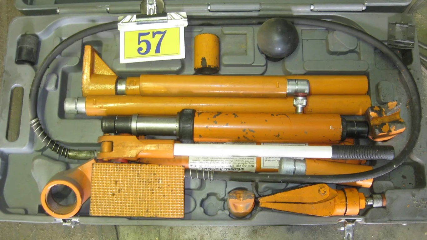 Hydraulic Puller