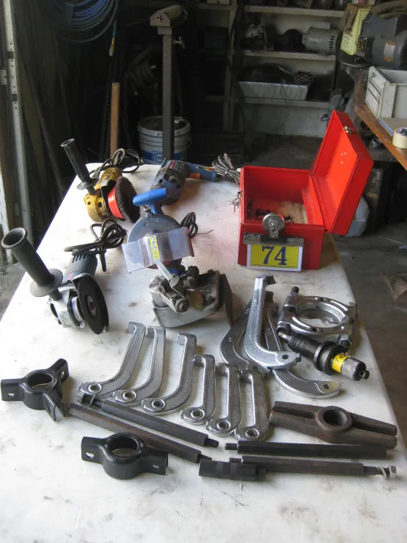 Power & Hand Tools