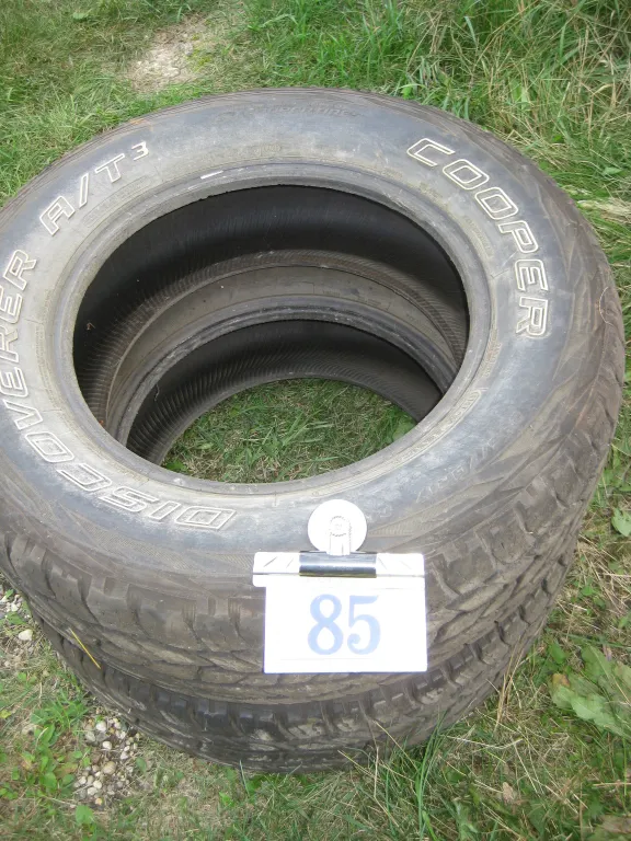 2 Tires