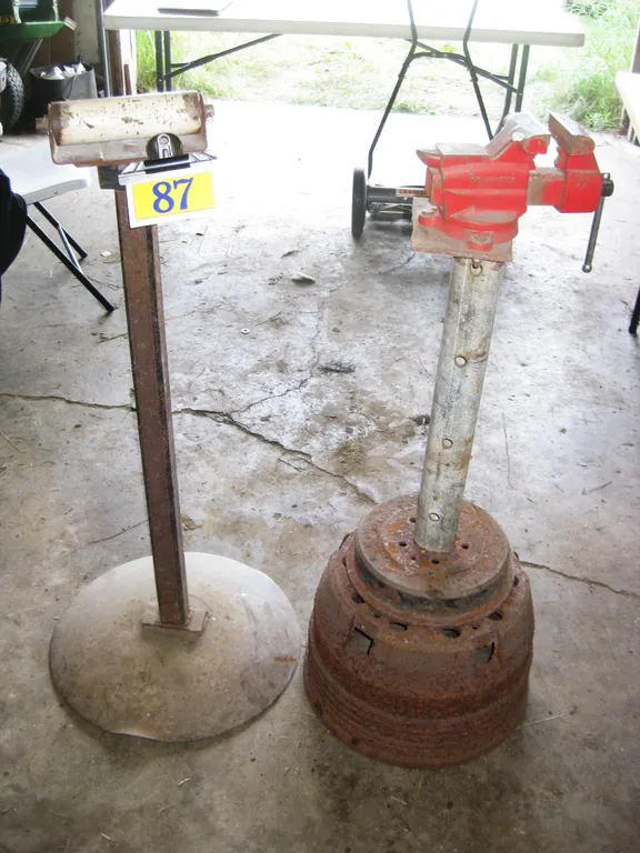 Shop Stands