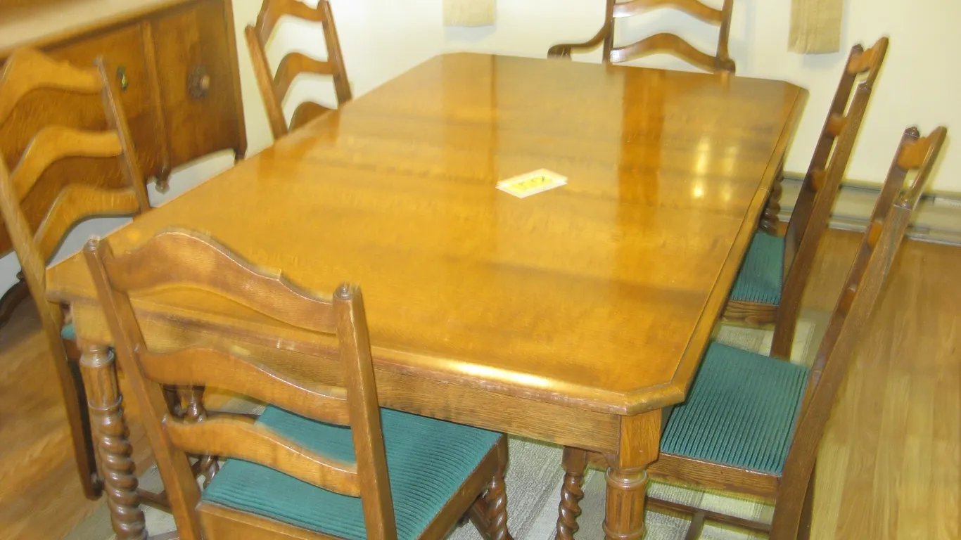 Dining Room Suite