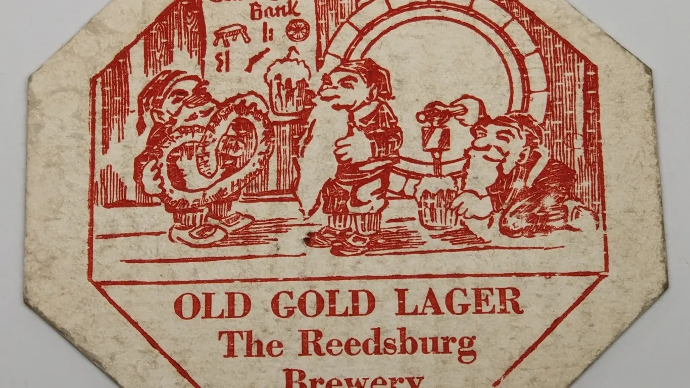 OLD GOLD LAGER BEER COASTER REEDSBURG WISCONSIN