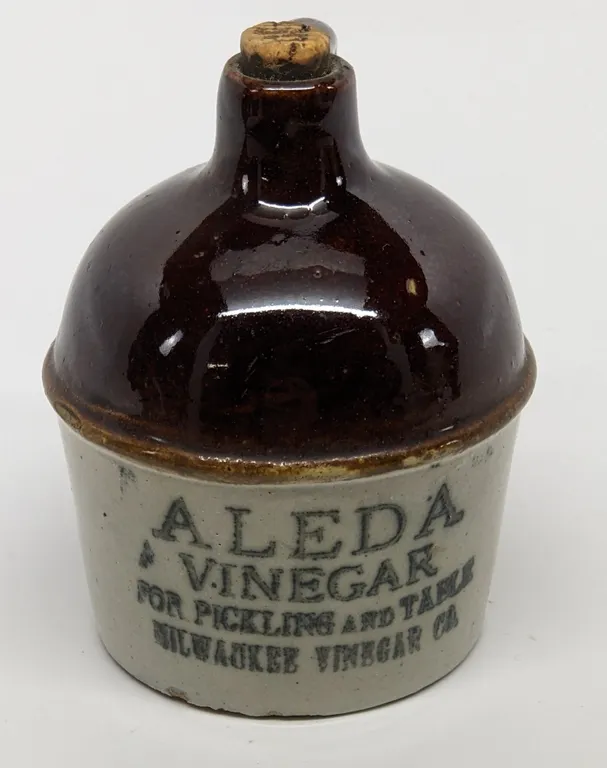RED WING STONEWARE ADVERTISING FANCY JUG ALEDA VINEGAR FOR PICKLES AND TABLE MILWAUKEE WISCONSIN