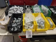 LOT CONSISTING OF ASSORTED METAL FITTINGS