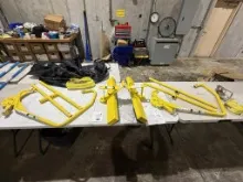 GRAPPLING CLAMPS NON-INVASIVE FALL PROTECTION