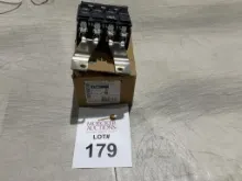 SIEMENS 175 AMP MAIN CIRCUIT BREAKER
