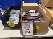 LOT CONSISTING OF ASSORTED ELECTRICAL ITEMS