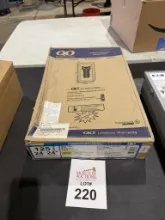 QO INDOOR LOAD CENTER WITHOUT COVER (NEW)
