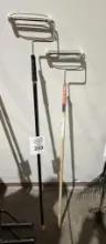 ASSORTED PAINT ROLLER WITH STICK