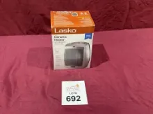 LASKO CERAMIC HEATER (NEW)