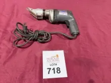 KETT KSV-432 2-1/2" VACUUM ELECTRIC PANEL SAW