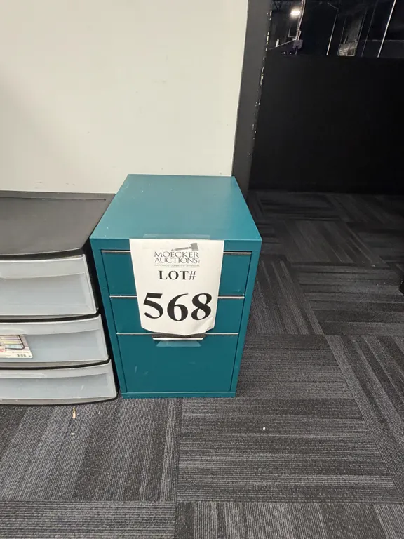 METAL 3-DRAWER CABINET