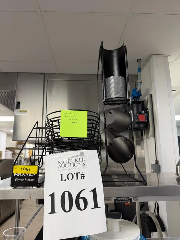 LOT CONSISTING OF BOTTLE STAND, PIZZA PEDESTALS