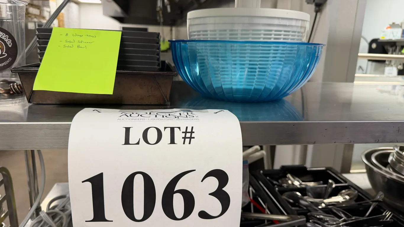 LOT CONSISTING OF (8) WING TRAYS