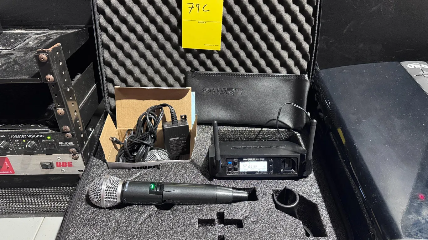 SURE WIRELESS MICROPHONE SYSTEM