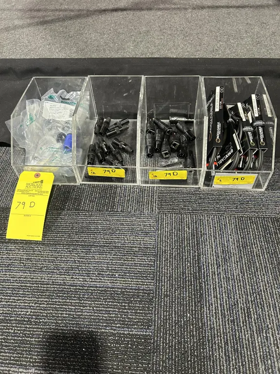 LOT CONSISTING OF AUDIO ADAPTORS