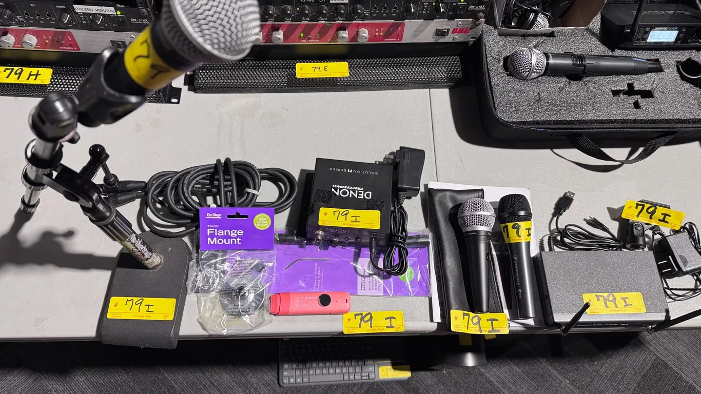 LOT, CONSISTING OF MICS ANSD AUDIO EQUIPMENT
