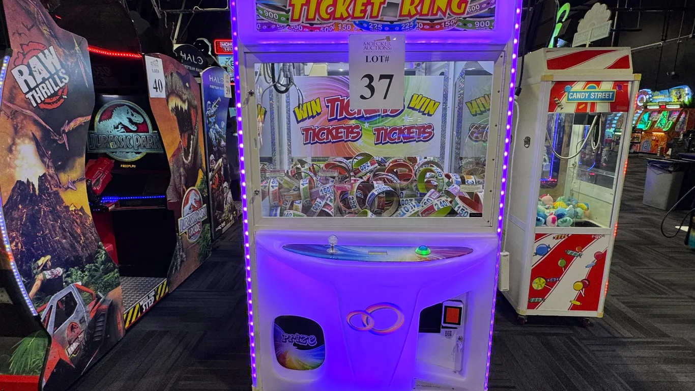TICKET RING CRANE GAME