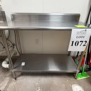 STAINLESS STEEL FOOD PREP TABLE W/UNDERSHELF