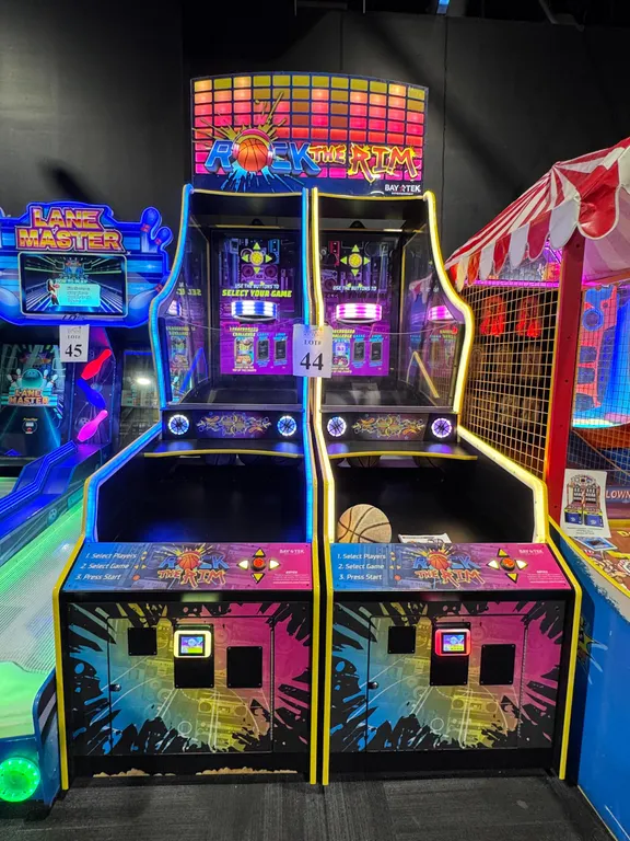 LOT OF (2) ROCK THE RIM DUEL PLAYER GAME