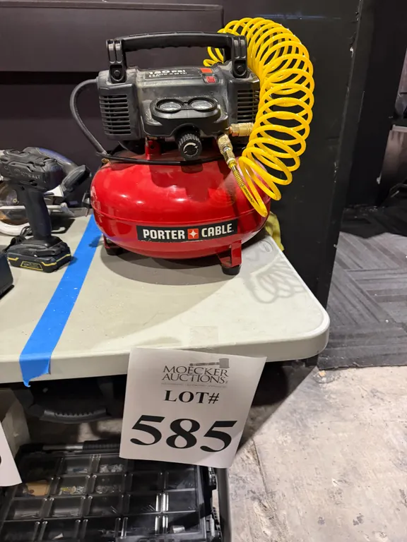 PORTER & CABLE 6 GAL. PANCAKE AIR COMPRESSOR