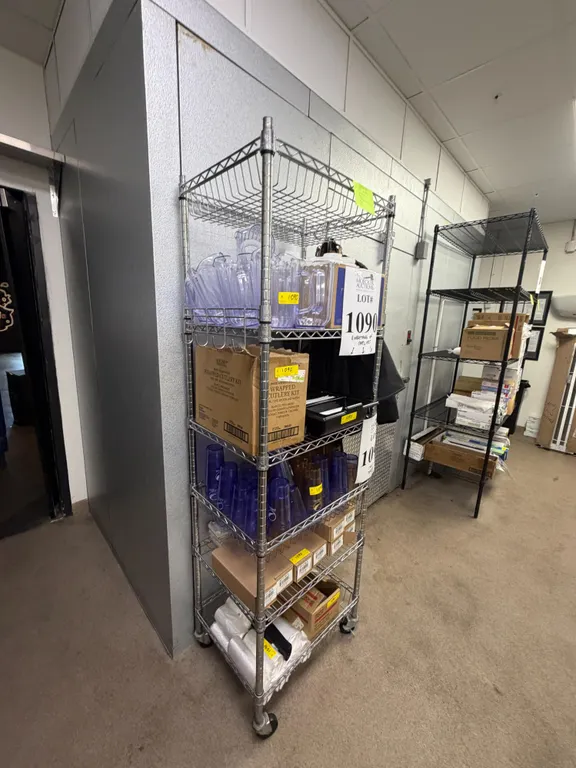 METRO RACK ON CASTERS 24"
