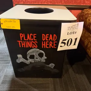 COMMERCIAL SQUARE TRASH CAN (HALLOWEEN THEMED)