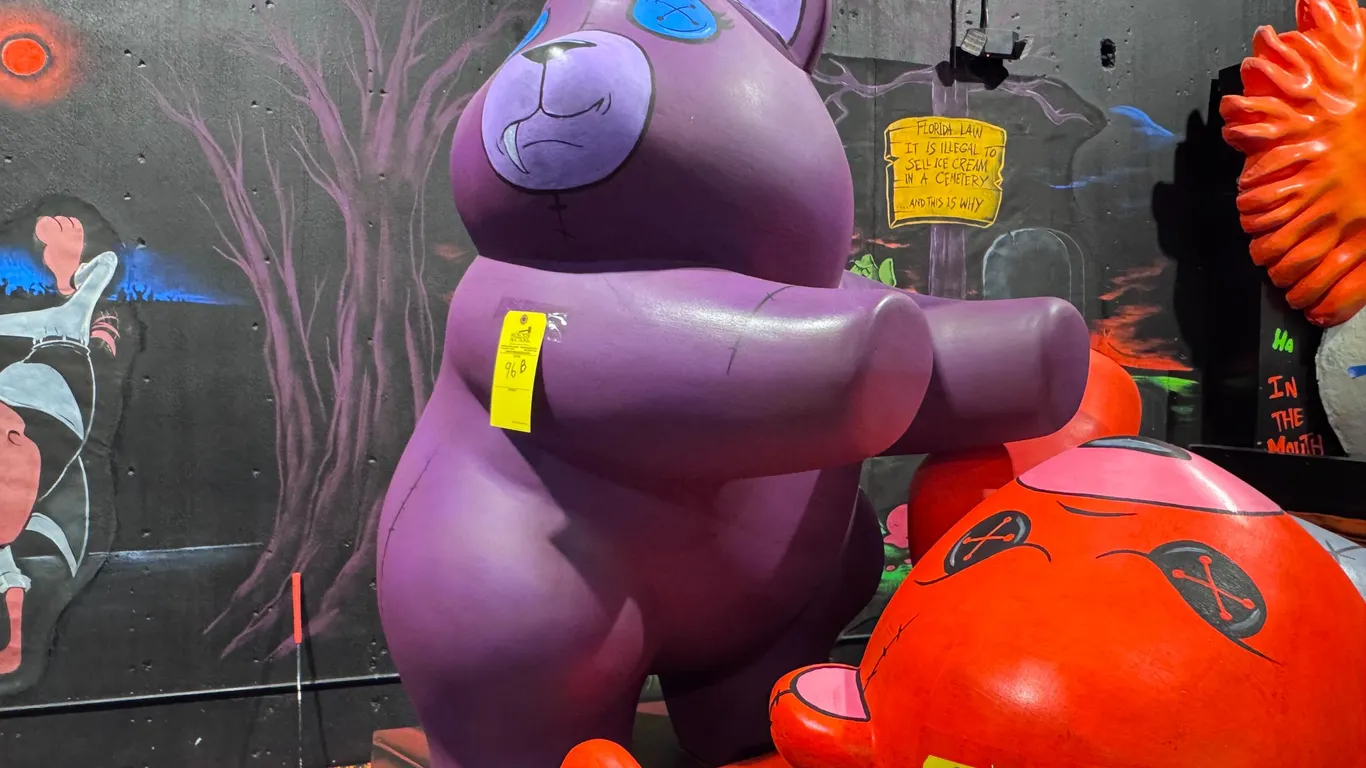 ZOMBI PANDA (PURPLE)