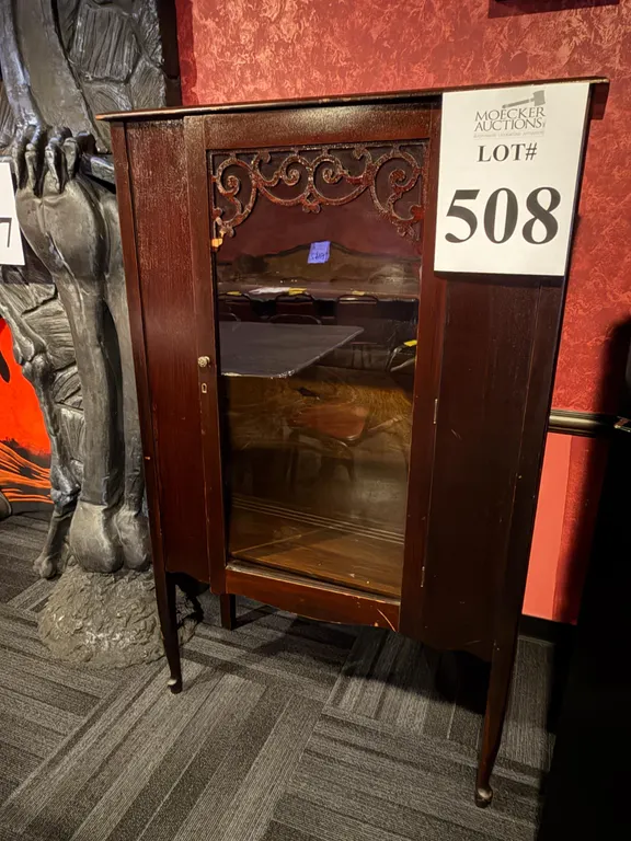 ANTIQUE WOODEN CURIO/DISPLAY CABINET