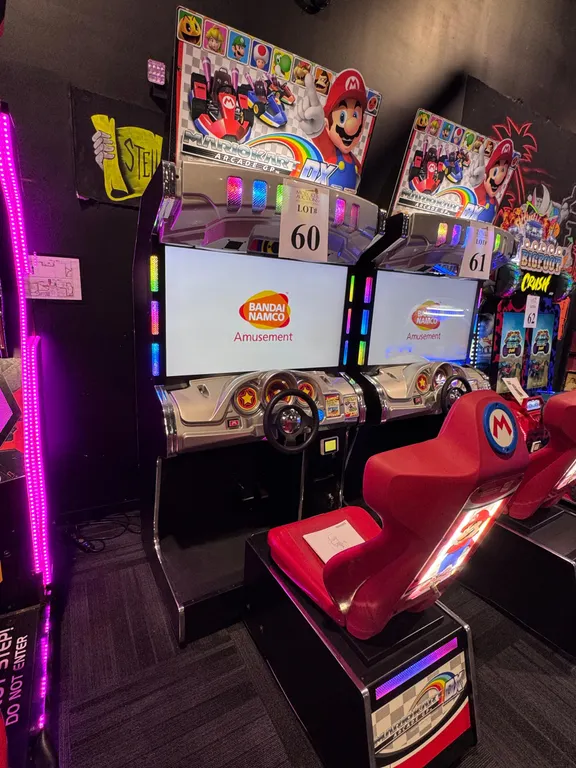 MARIO KART ARCADE GP DX GAMES