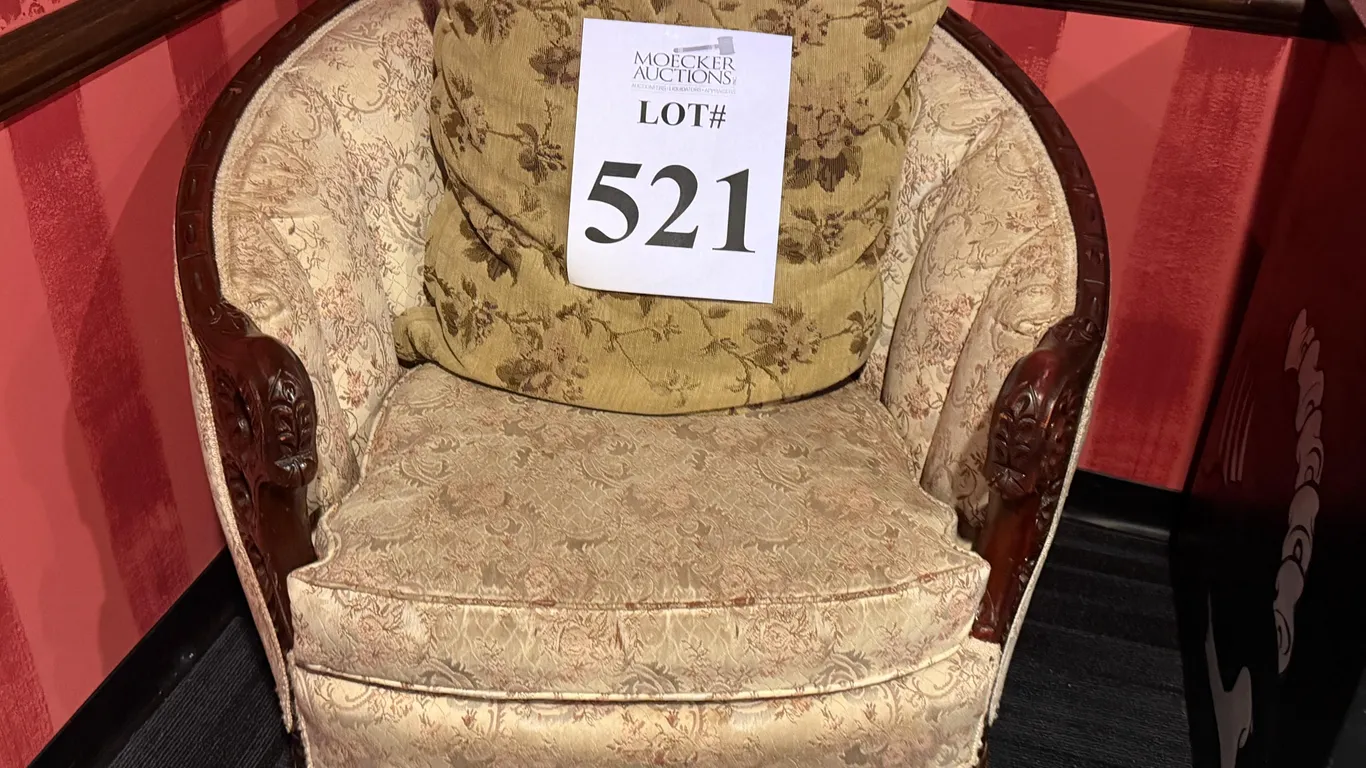 VINTAGE STYLE CARVED WOOD ACCENT CHAIR
